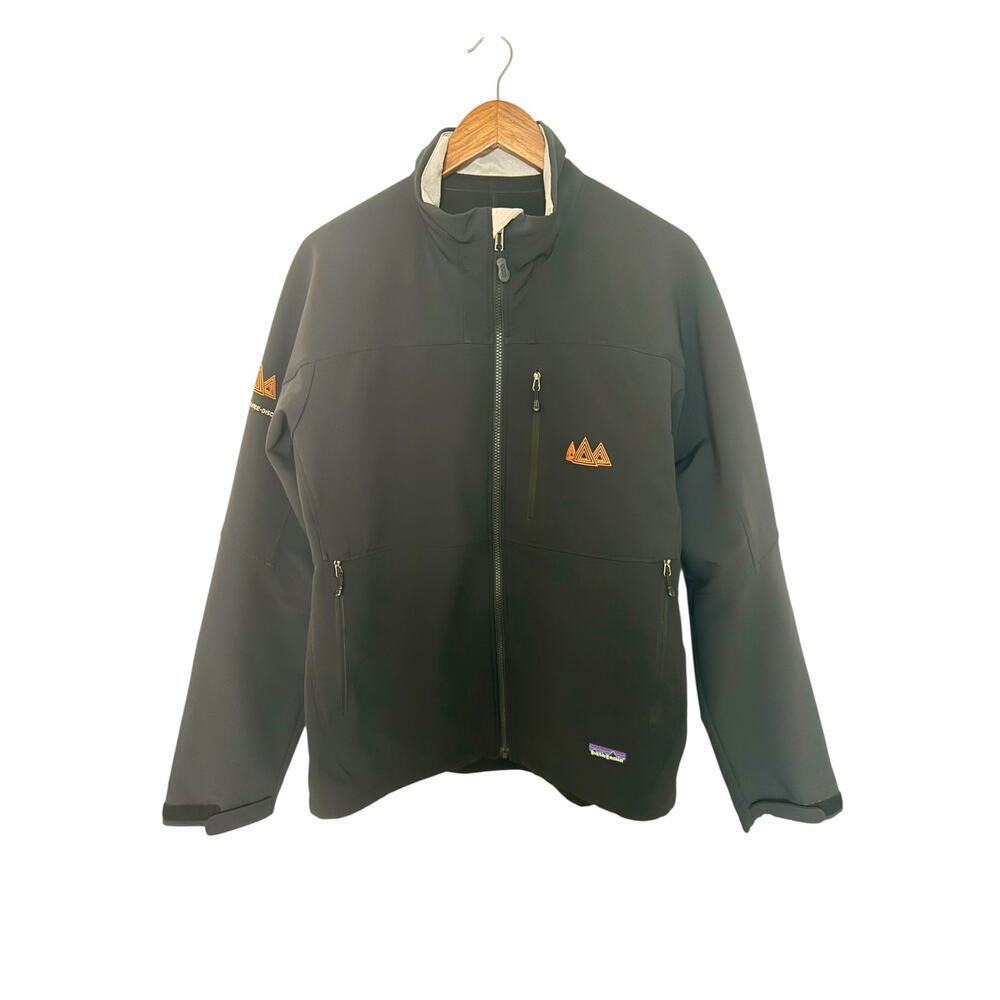Rare Patagonia Softshell Jacket Men’s‎ L – & Triple Triangle embroidered Black